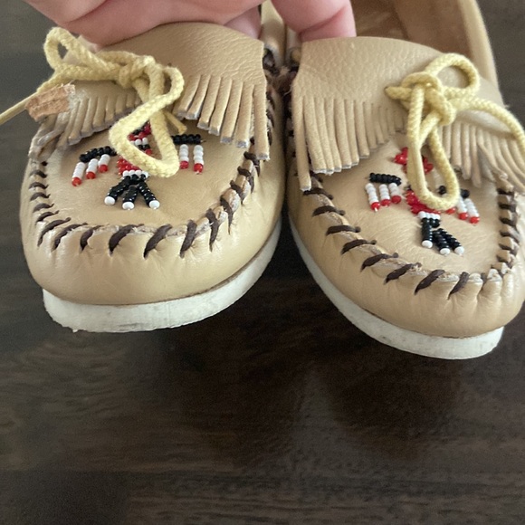 1980’s vintage thunderbird Minnetonka leather moccasins women’s size 8 great con - Picture 15 of 17